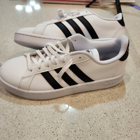 Adidas Grand Court Shoes Mens Size 9 White Black Cloudfoam Casual Tennis - Picture 3 of 8